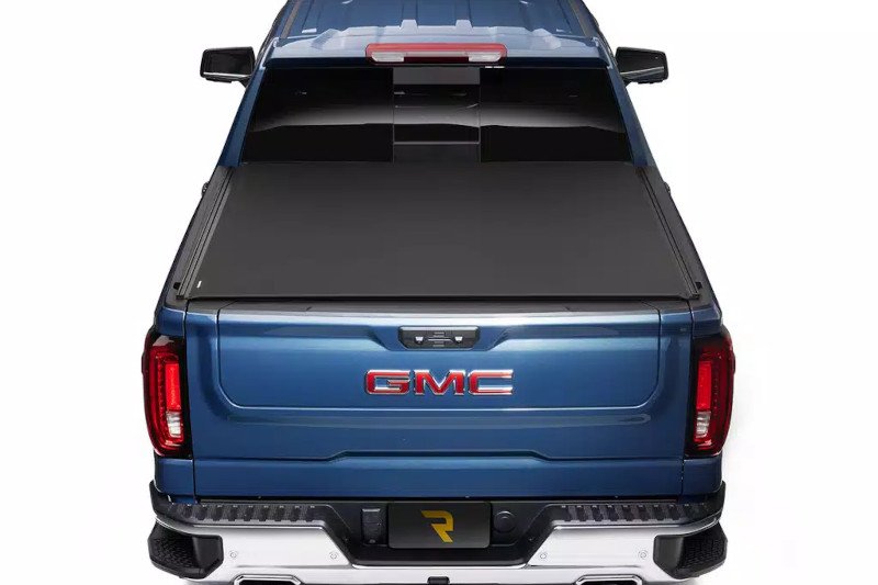 Dexso tonneau cover fitted on a Ford F-150